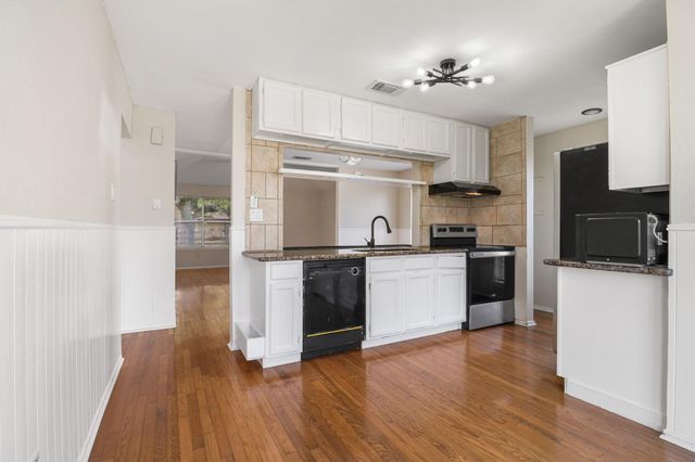 3819 Westmeadow Drive, Houston, TX 77082