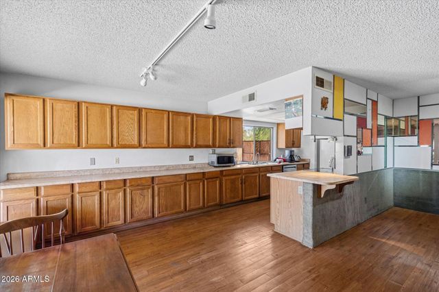 15234 N 42ND Street, Phoenix, AZ 85032