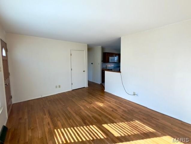 3425 Henry Drive, Imperial, MO 63052