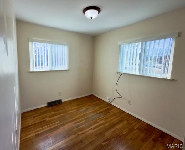 3425 Henry Drive, Imperial, MO 63052