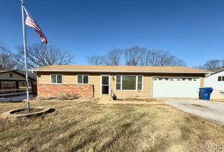 3425 Henry Drive, Imperial, MO 63052