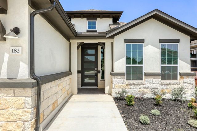 182 Yarbrough DR, Dripping Springs, TX 78620