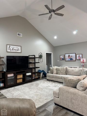 3001 Norman Rockwell Drive, Paragould, AR 72450