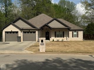 3001 Norman Rockwell Drive, Paragould, AR 72450