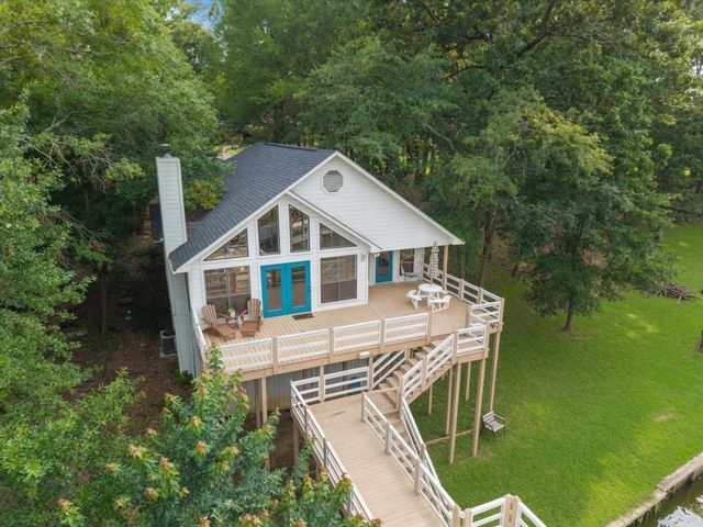 909 King Club Boulevard, Scroggins, TX 75480