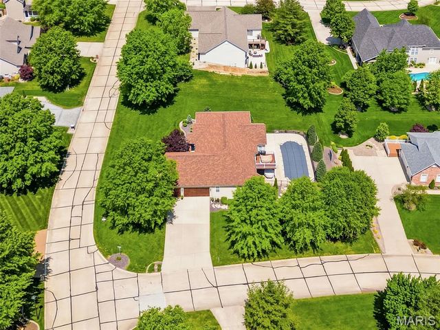 301 Red Wing Court, Troy, MO 63379