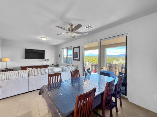 7 Via Vitae, Santa Fe, NM 87507