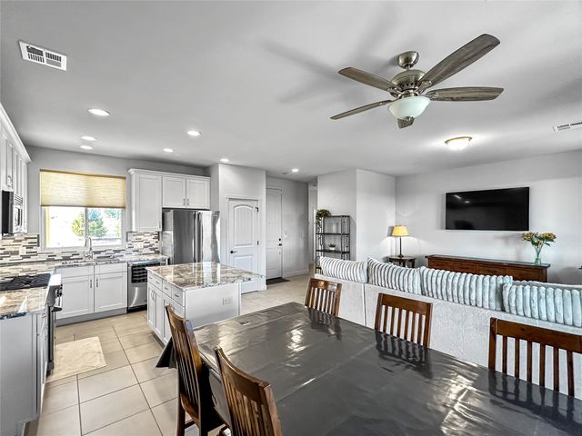 7 Via Vitae, Santa Fe, NM 87507