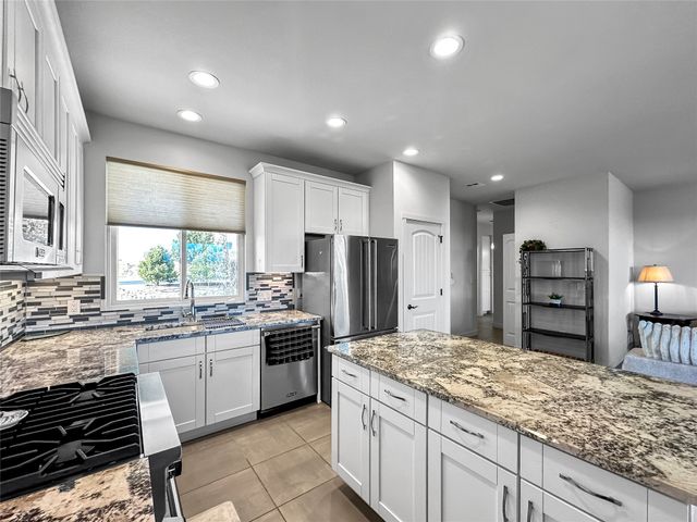 7 Via Vitae, Santa Fe, NM 87507