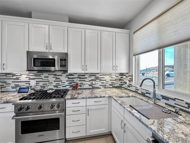 7 Via Vitae, Santa Fe, NM 87507