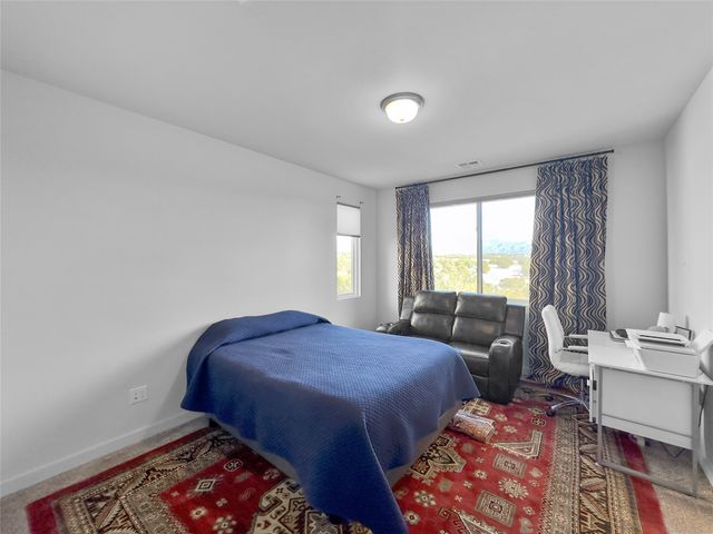 7 Via Vitae, Santa Fe, NM 87507