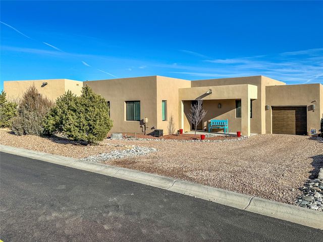 7 Via Vitae, Santa Fe, NM 87507