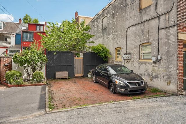 1035 West Turner, Allentown City, PA 18102