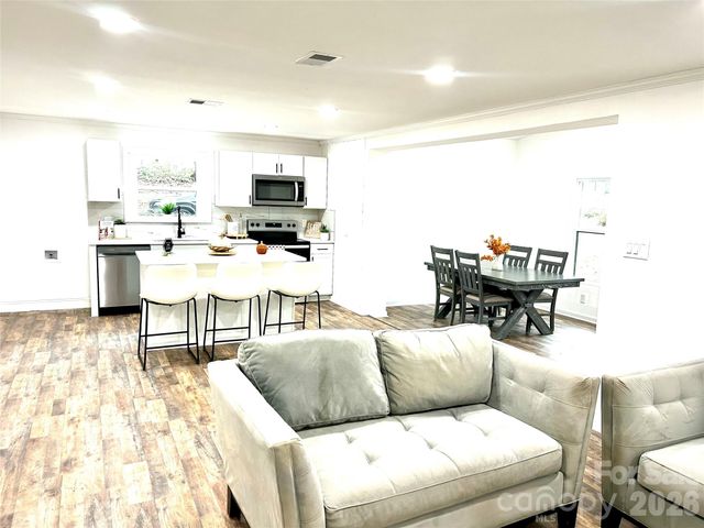 123 Riverside Drive, Mount Holly, NC 28120