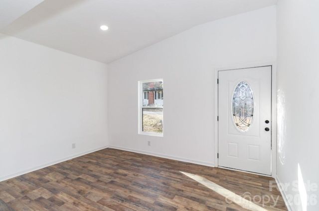 123 Riverside Drive, Mount Holly, NC 28120