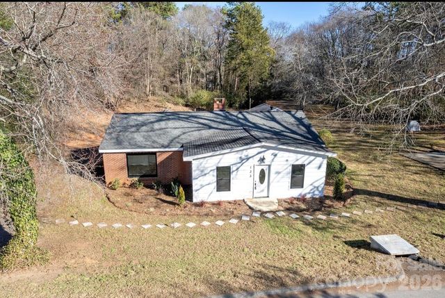 123 Riverside Drive, Mount Holly, NC 28120