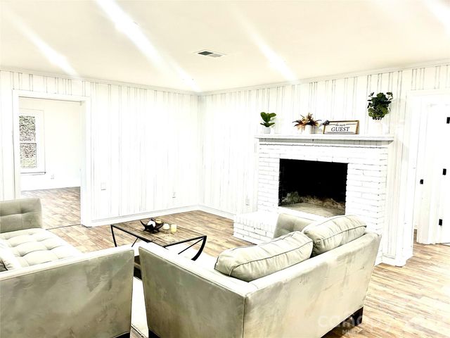 123 Riverside Drive, Mount Holly, NC 28120