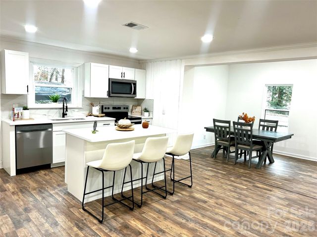 123 Riverside Drive, Mount Holly, NC 28120