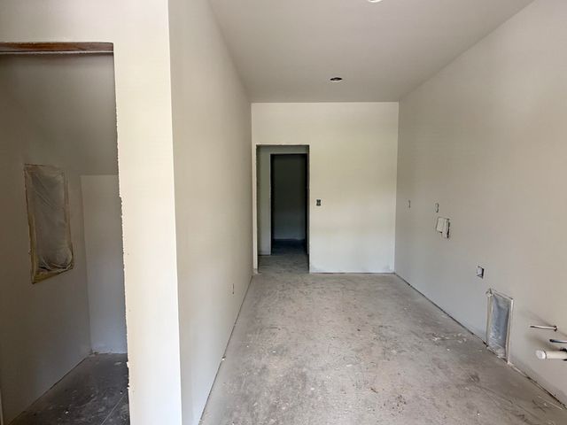 4064 Hollybank Drive, Spartanburg, SC 29303