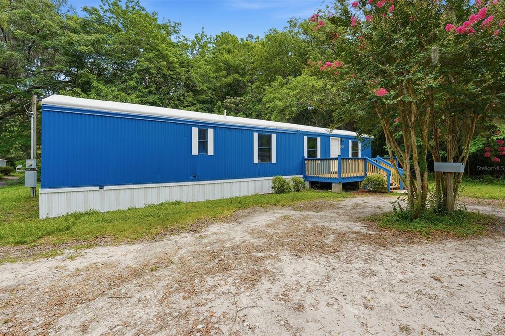 1212 NE 1ST AVENUE, Williston, FL 32696