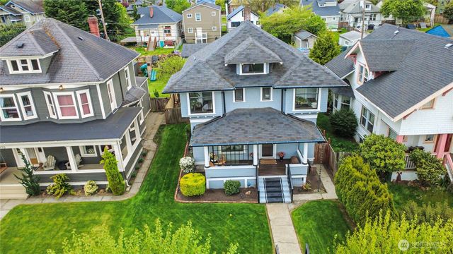 926 S Ainsworth Avenue, Tacoma, WA 98405