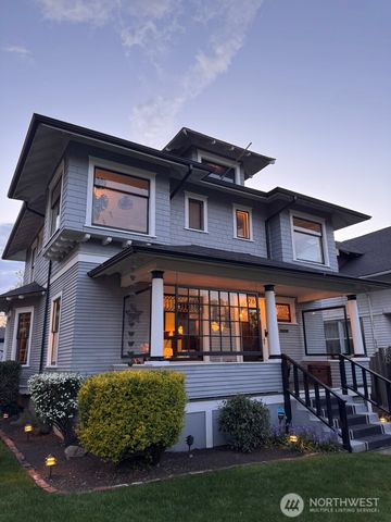 926 S Ainsworth Avenue, Tacoma, WA 98405