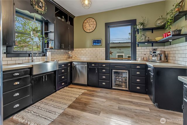 926 S Ainsworth Avenue, Tacoma, WA 98405