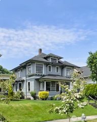 926 S Ainsworth Avenue, Tacoma, WA 98405