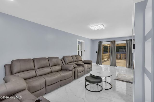 122 Devonshire Lane, Wilmington, NC 28409