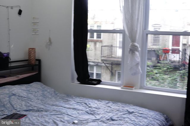 4818 SANSOM, Philadelphia, PA 19139