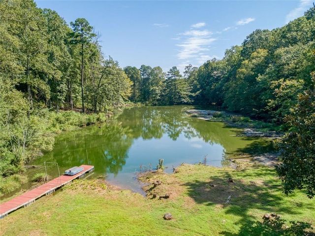 188 Covered Bridge SW Trail, Smyrna, GA 30082