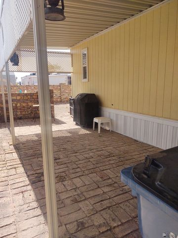 11758 S Bonnie Ave, Yuma, AZ 85367