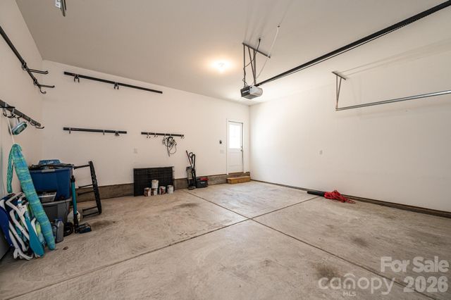 1809 Edgewater Drive NW, Conover, NC 28613