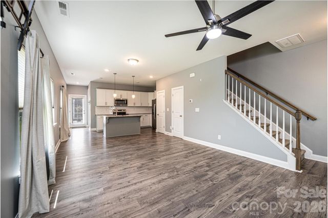 1809 Edgewater Drive NW, Conover, NC 28613