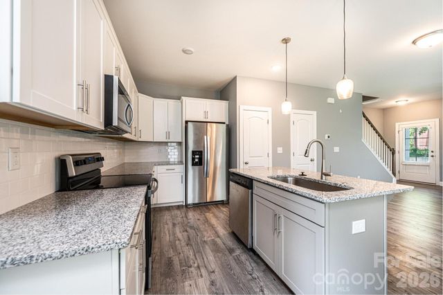 1809 Edgewater Drive NW, Conover, NC 28613