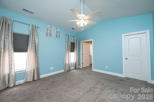 1809 Edgewater Drive NW, Conover, NC 28613