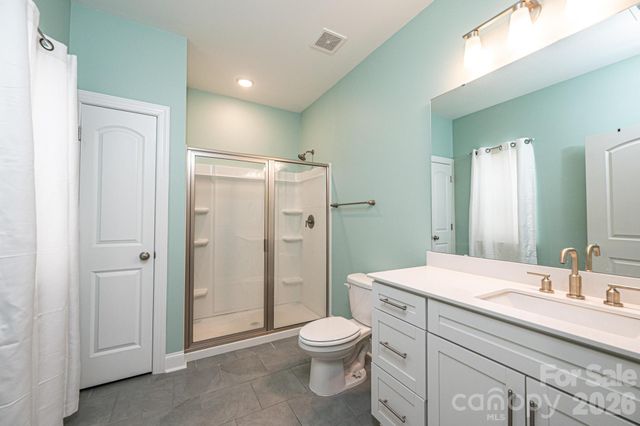 1809 Edgewater Drive NW, Conover, NC 28613