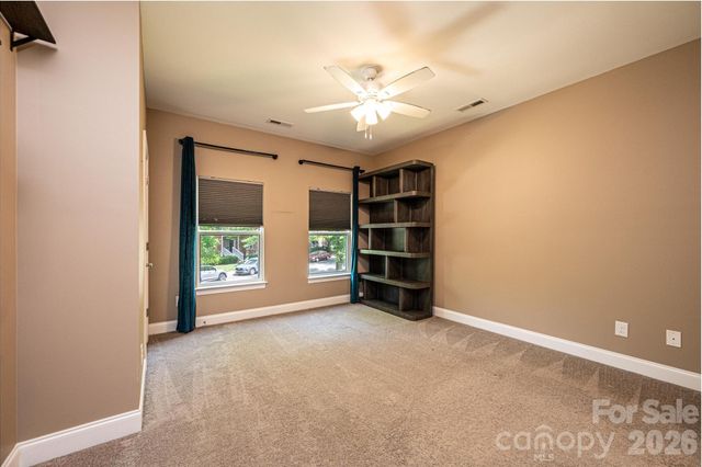 1809 Edgewater Drive NW, Conover, NC 28613