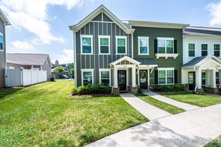1809 Edgewater Drive NW, Conover, NC 28613