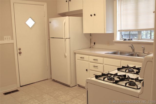 714 S Quebec Avenue, Tulsa, OK 74112