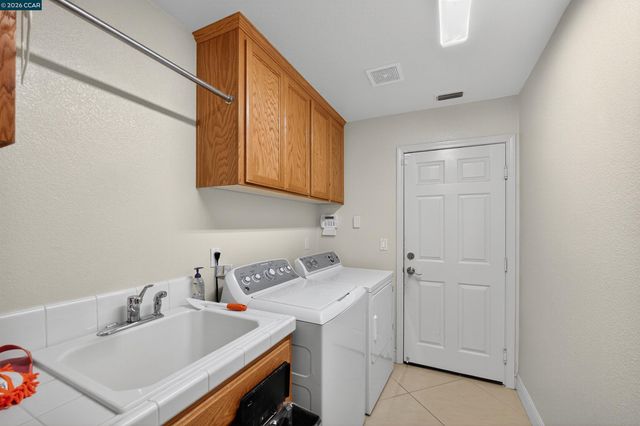 4100 Diorite Ct, Antioch, CA 94531