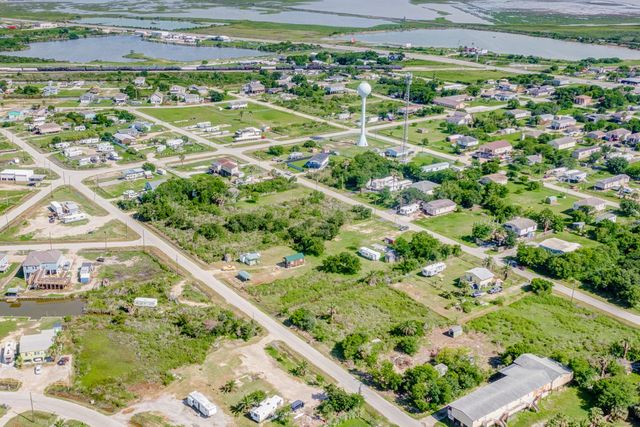 0 Mallard, Hitchcock, TX 77563