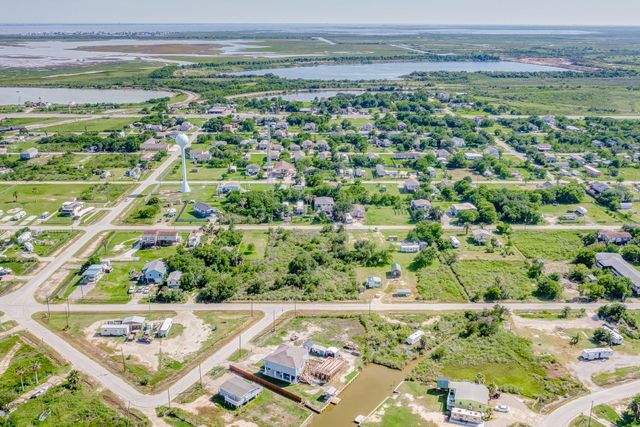 0 Mallard, Hitchcock, TX 77563