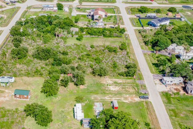 0 Mallard, Hitchcock, TX 77563