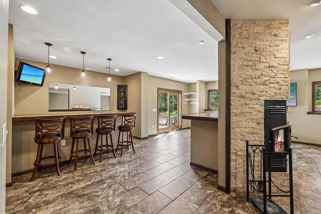 5323 Otto Kerl Road, Cross Plains, WI 53528