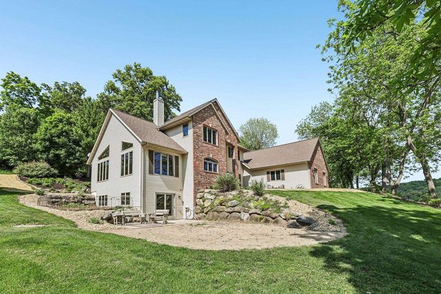 5323 Otto Kerl Road, Cross Plains, WI 53528