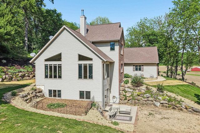 5323 Otto Kerl Road, Cross Plains, WI 53528