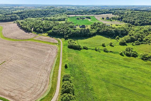 5323 Otto Kerl Road, Cross Plains, WI 53528