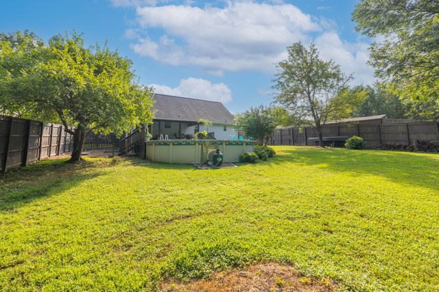 2027 Skyline Dr, Goodlettsville, TN 37072