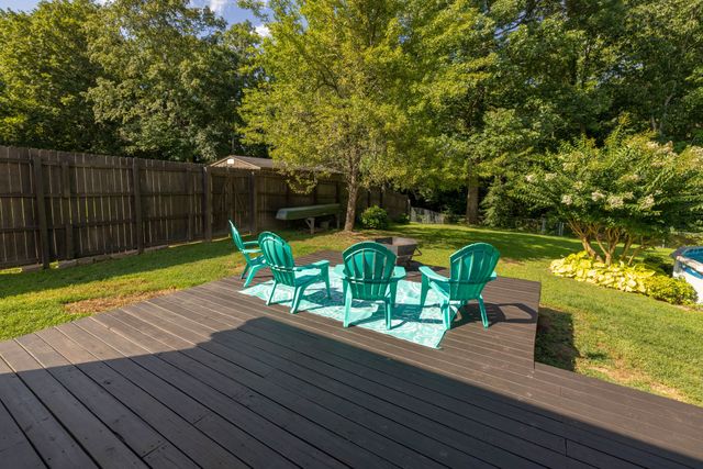 2027 Skyline Dr, Goodlettsville, TN 37072